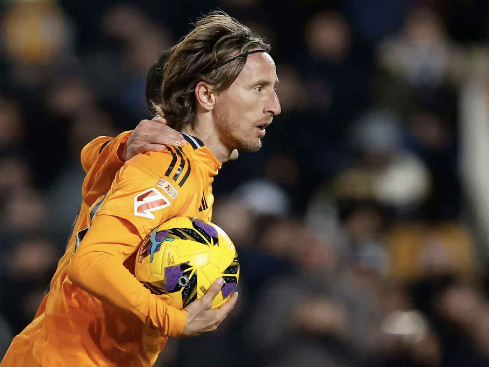 泰国总理提交综合娱乐中心法草案