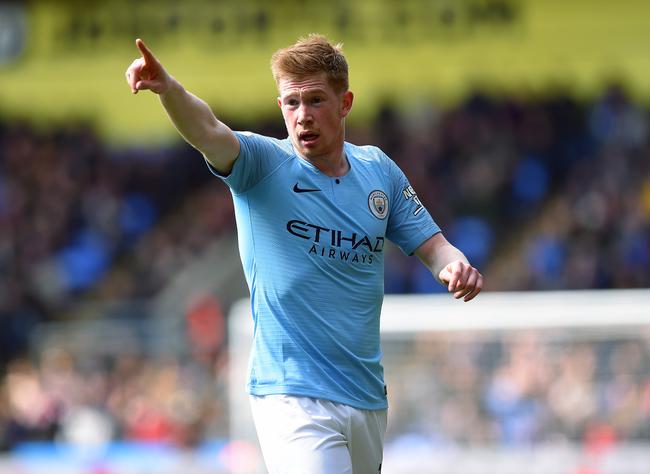 [图]莱昂纳德24+12库里27+6 快船主场险胜勇士