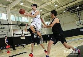 米格尔·卡布瑞拉在 2023 年底正式引退，底特律全城举行盛大告别仪式