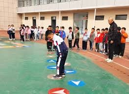 声音塑造角色：摇滚手以“海盗王”身份亮相《007》