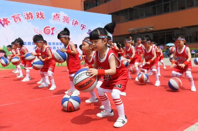 关键三分收比赛！吴前出战35分钟 三分6中3拿到13分3板8助2断