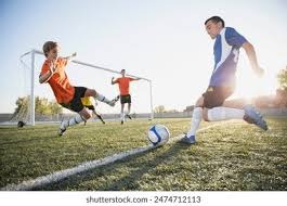 苏牙式手球未判罚？越南U16后卫扑救挡出国少射门，主裁无表示